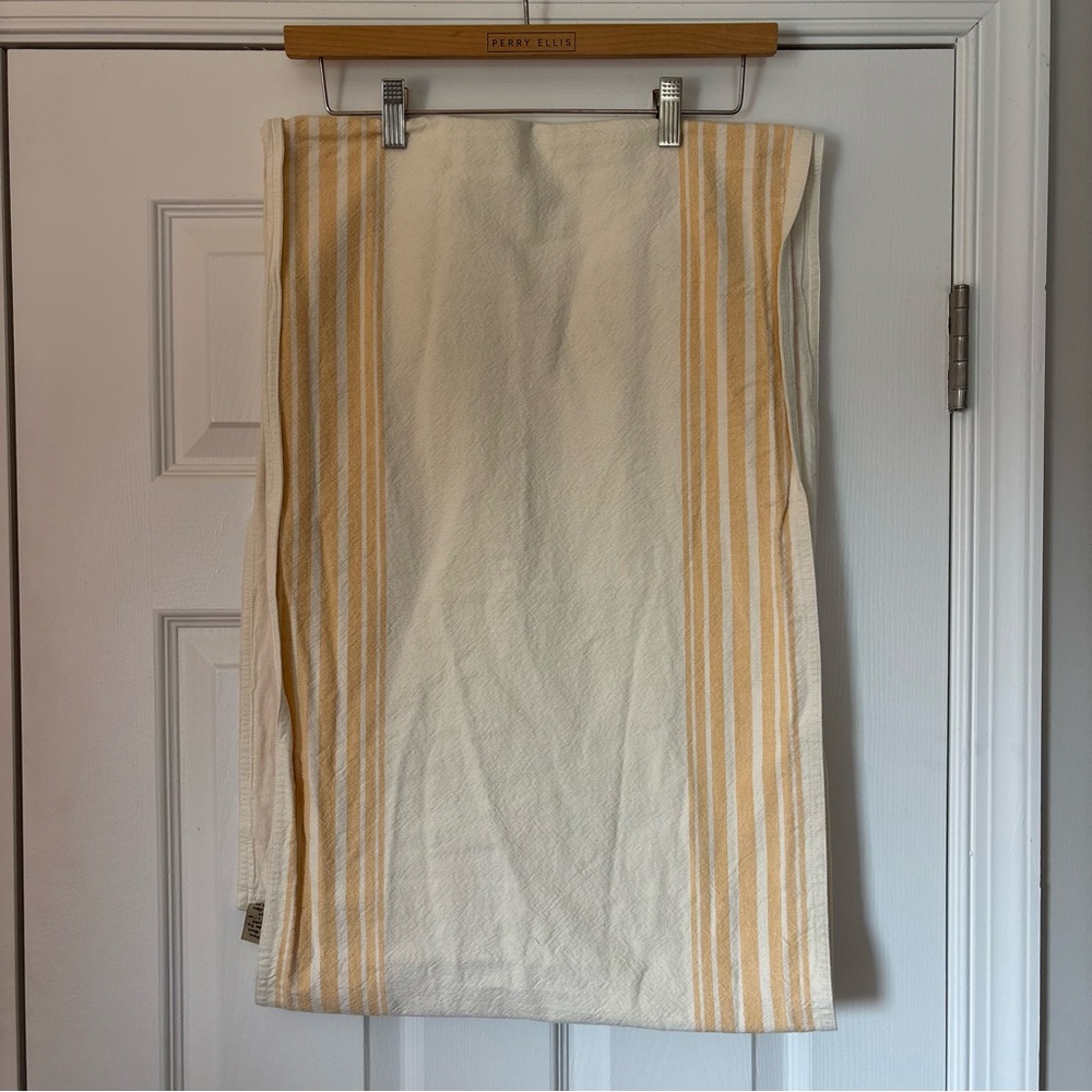 Pottery Barn Cream and Yellow Striped Rectangular Table Runner 100% Cotton 108in - Picture 2 of 5